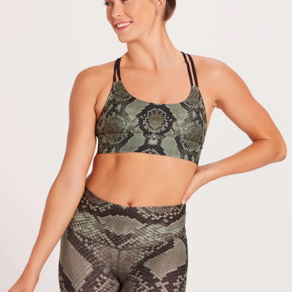 🆕🆕 Niyama Sol Bra and Leggings SET - Picture 2 of 10